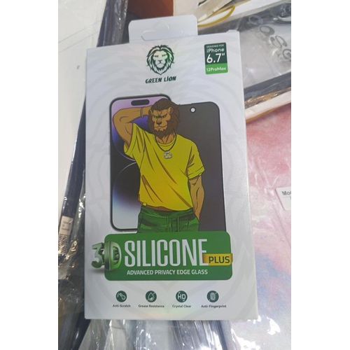 Generic Green Lion screen protector for iPhone 16 pro Max
