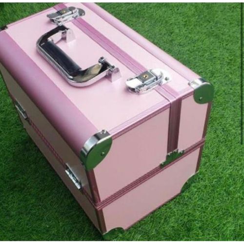 Generic Modern Stylish Makeup Box