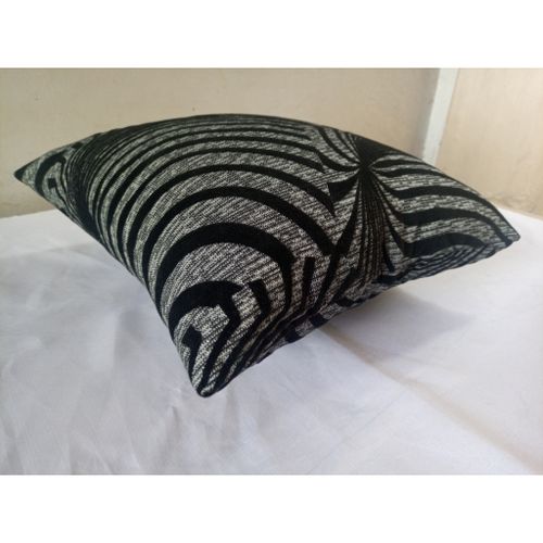 product_image_name-Generic-Classic Stripey Throw Pillow-3