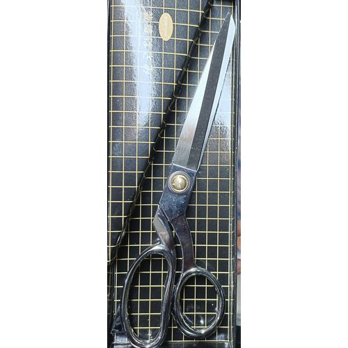 Generic STAINLESS STEEL SCISSORS -Home Liber