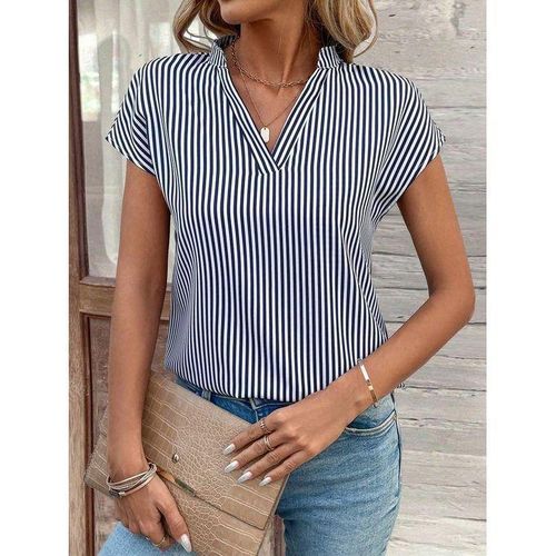 Fashion Ladies Blue Stripe armless Top
