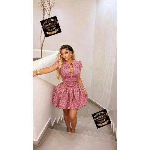 Fashion Classy and stunning ladies gown