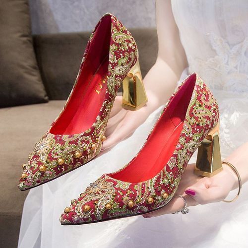 Women's luxury pumps