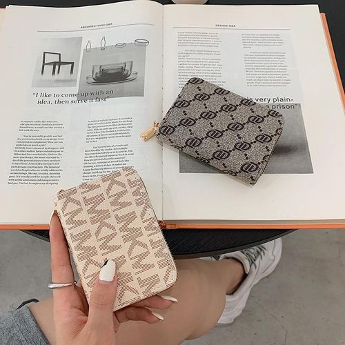 Elegant Women’s Classic Monogram Zip-Around Short Wallet & Card Holder - image 3
