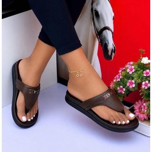 Fashion UNISEX Quality Slippers In Brown