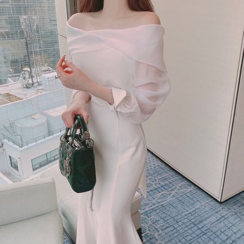Korean online off shoulder