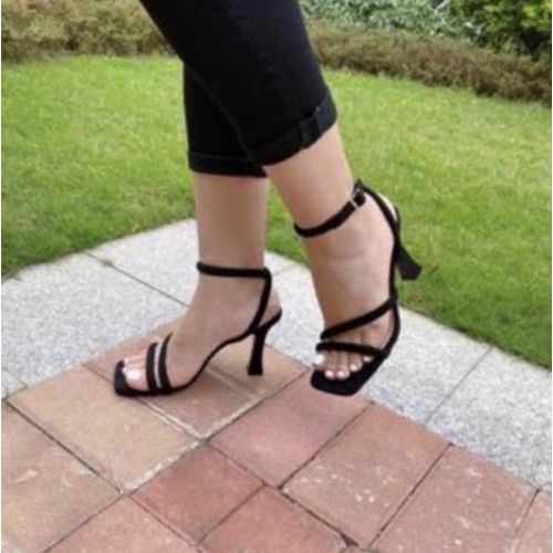 Kids Canvas Sandals, Supreme Quality, Attractive Look, Comfortable  Experience, Good Texture, Skin Friendly, Easy To Walk, Nice Grip, Neo Black  And Red Color, Party Wear Heel Size: Flat at Best Price in