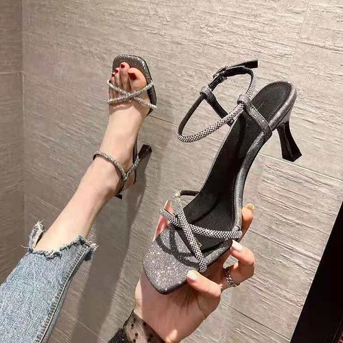 Women's Silver Glitter Shoes Chunky Heels Ankle Strap Sandals US 7 / EU 37-Silver