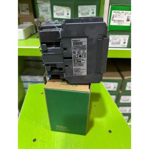 Schneider 125amp LC1D95 Contactor - image 2