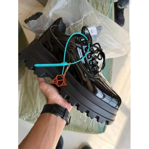 Fashion Comfortable black shoe for men
