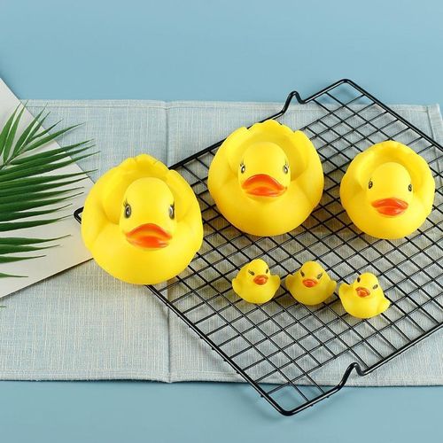 Generic Small Children Toy -Duck With Squeeze Sound - image 3