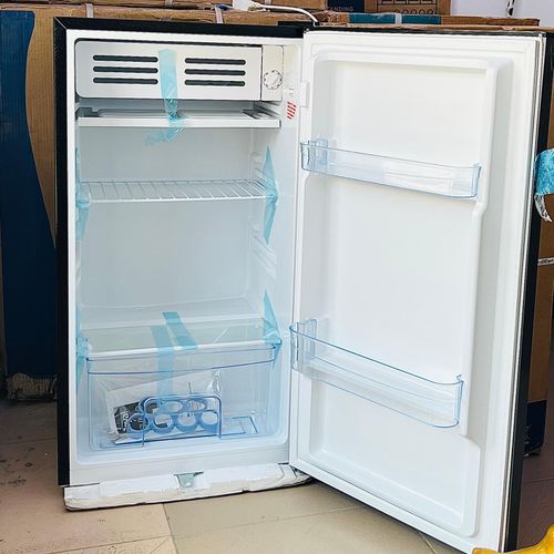 Royal 2026 Energy saving Refrigerator 105L - image 2