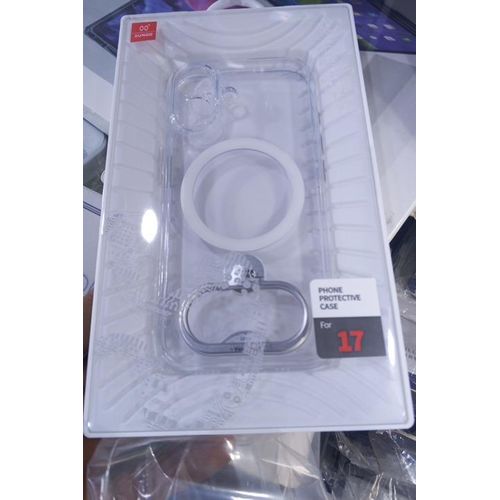 Generic iPhone 17 Pure transparent case with magsafe and stand - image 2