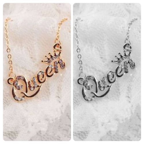 Queen store locket gold