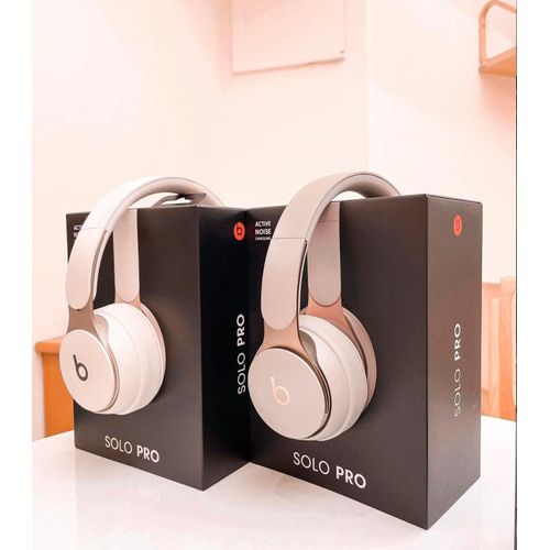 product_image_name-Generic-Solo Pro Wireless Premium Headset -1