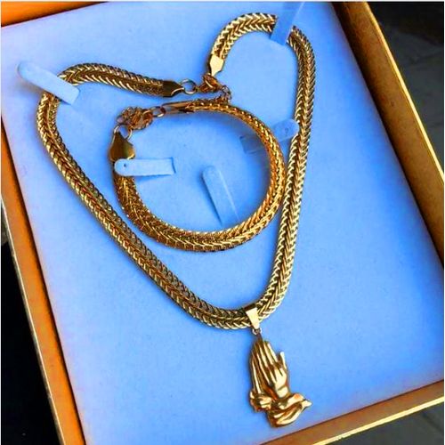 Luxury Collection Super Exclusive Sophisticated Cuban Link Chain With ...