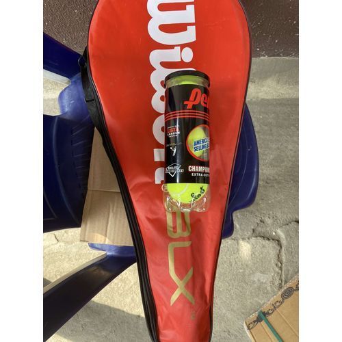 Generic Wilson - Lawn Tennis Racket & Ball