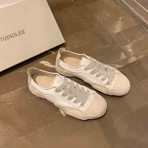 White canvas shoes for crafts 2025