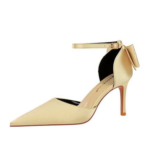 Genuine Leather Pointed Gold Sandals Heels For Women High Heels With Metal  V Buckle, Thin Heel, And Dust Bag Perfect For Weddings And Summer Available  In Nude, Black, Red, Gold, Silver Sizes