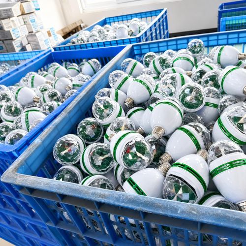 Generic E27 RGB Rotating Disco Party Light Bulb Stage Lamp - image 6