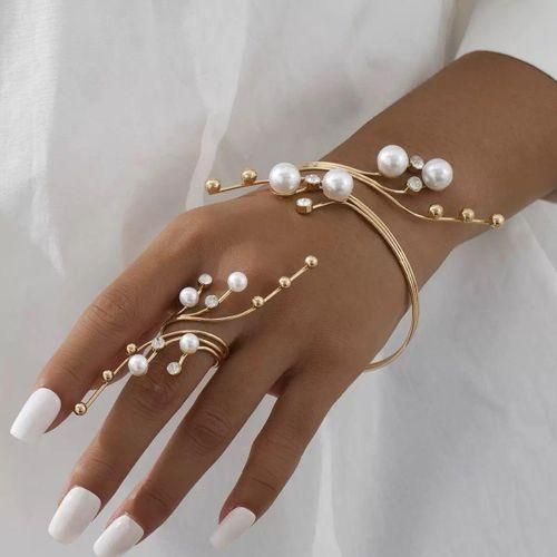 Fashion Pearl multi-purpose bangle/armlet with ring gold