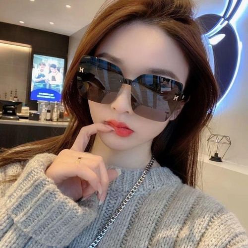 2023 New Big Frame Plain Face Covering Sunglasses Online Celebrity Square Korean  Sunglasses Street Shooting Live Explosion Glasses From 14,59 € | DHgate