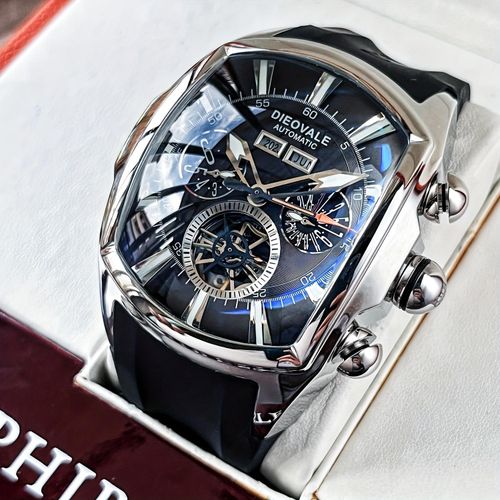 Fashion Exquisite And Unique Solid Unisex Wrist Watch For Unique Men