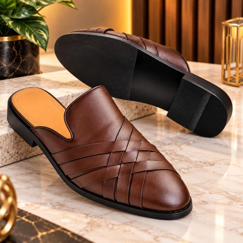 Fashion Elegant brown woven half shoe for men