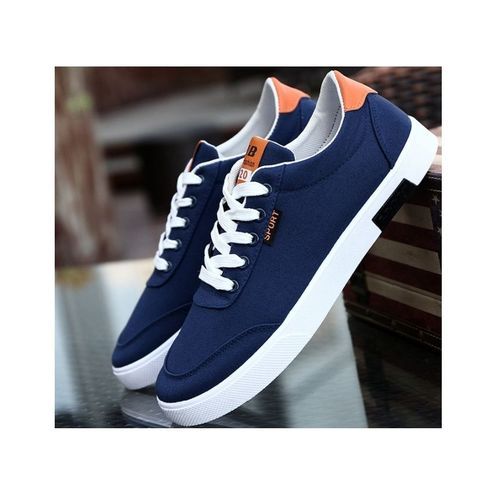 Smart fit sneakers top