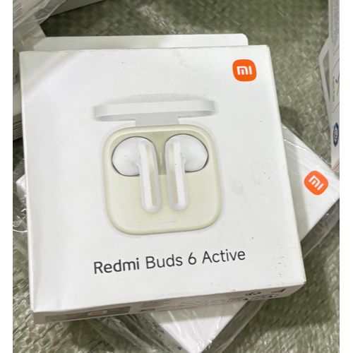 XIAOMI Redmi Buds 6 Active wireless earbuds.