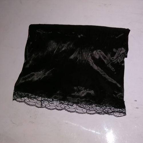 Fashion Vintage Women's Black Underskirt with Lace - image 3