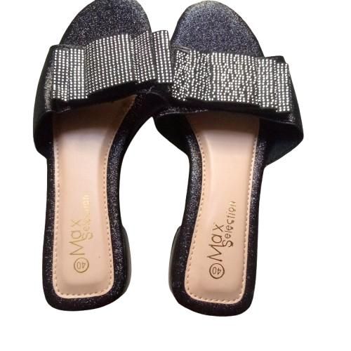 Fashion Lady black block heel shoe - image 2