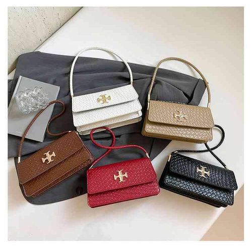 product_image_name-ASHION-Bella Weave Luxe Emblem Flap Bag – Elegant Crossbody & Shoulder Options-1