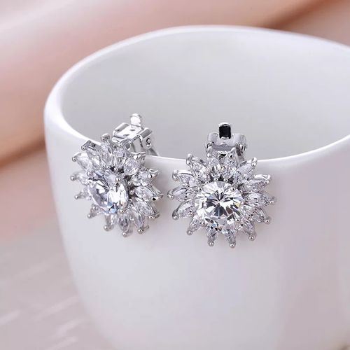 Romantic No-Piercing Clip Earrings For Women - QW-EH-4239 | Clip on earrings,  Women's earrings, Fashion earrings