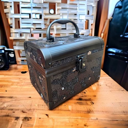 Fashion Exquisite Quality Jewelry Storage Box With Security Lock - image 5