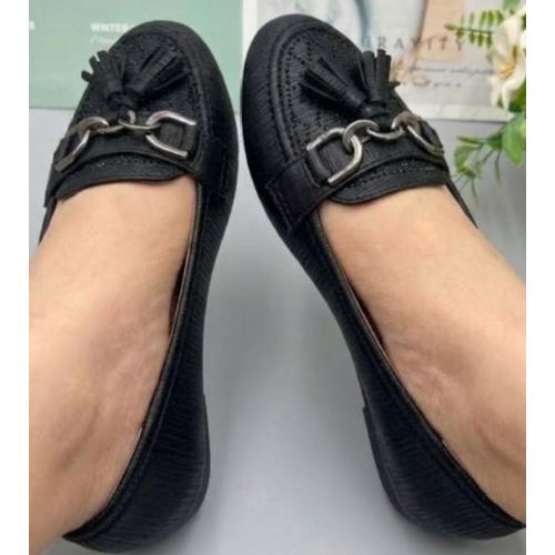 Fashion unique ladies flat shoe -Black