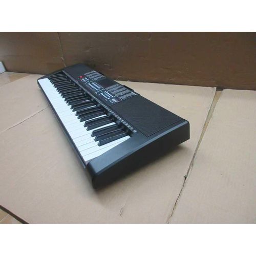 Singer Quality and durable 61keys keyboard piano for beginners. - image 3