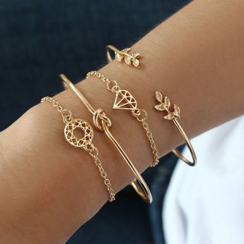 Fashion 4Pcs/Set Women Bracelets Women Jewelry Fashion Accessorries..