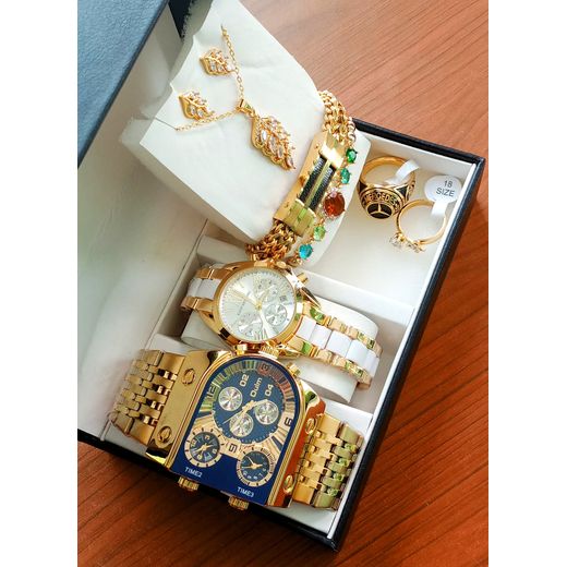 Oulm Sophisticated Elegant Never Fading Couples Steel Wristwatch + Rings,Bracelet/Jewelry Set