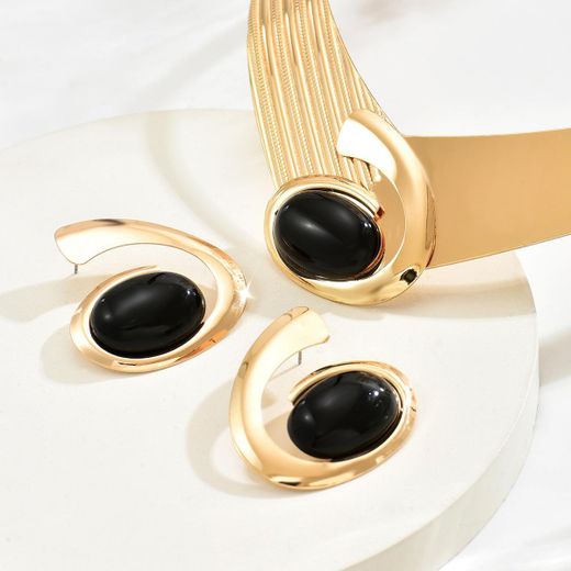 Fashion Vintage Black Oval Gem Inlaid Gold Choker Necklace & Earrings Set Luxury Statement Jewelry for Ladies - image 3