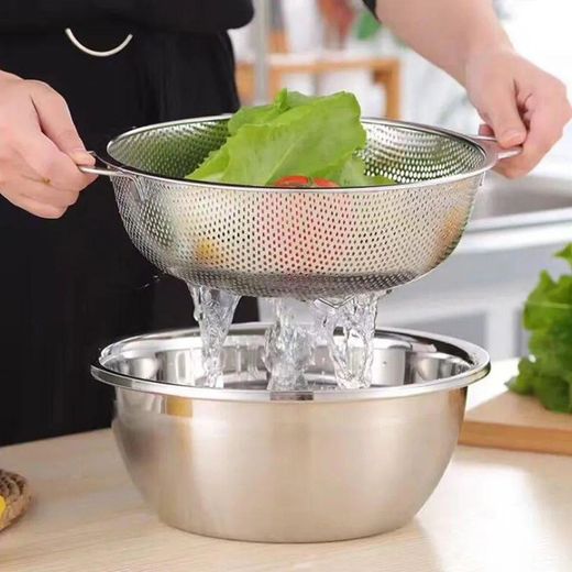 Generic 6 Pieces Stainless Steel Mesh Food Strainer Sieve- 6 in 1 Colander Bowl - image 3