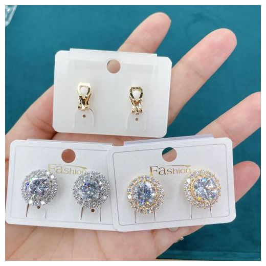 Mens- Stud Earring Gold And Silver 2 In1