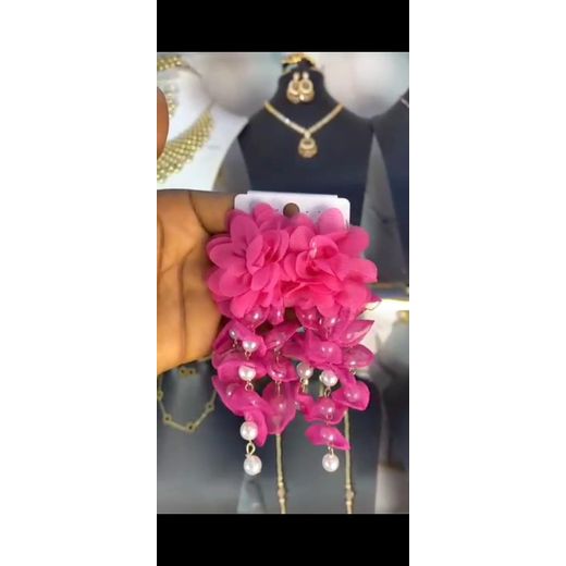 Top notch pink earrings 