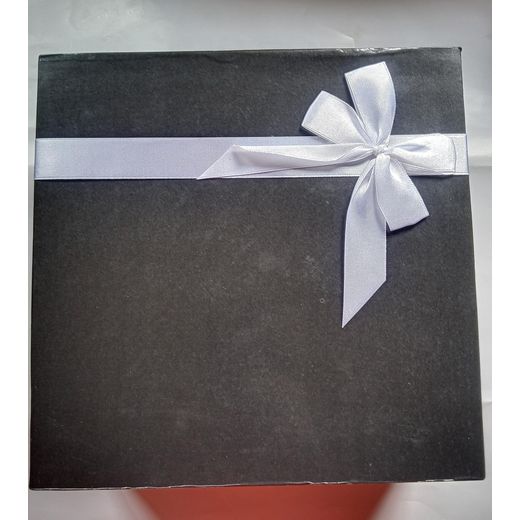 Generic 1 Piece -Small Size Well Designed Gift Box To Pack Gift