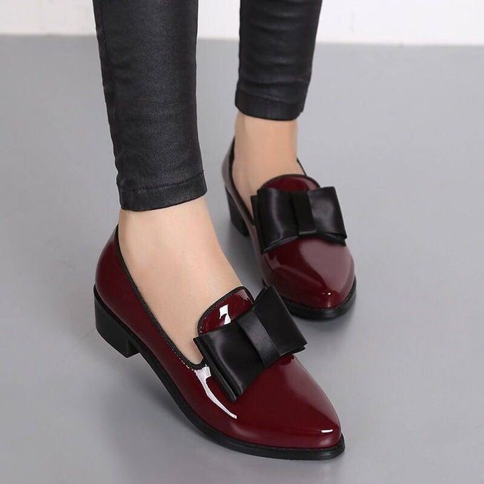 stylish flat shoes for work