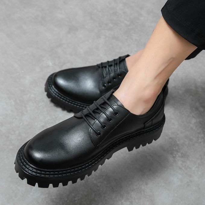 Leather shoes top with thick soles