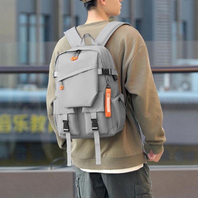 Fashion Men's backpack, large capacity student travel