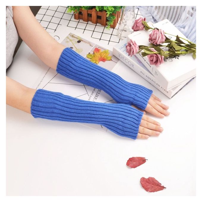 Aggregate more than 77 fingerless gloves anime latest - in.duhocakina