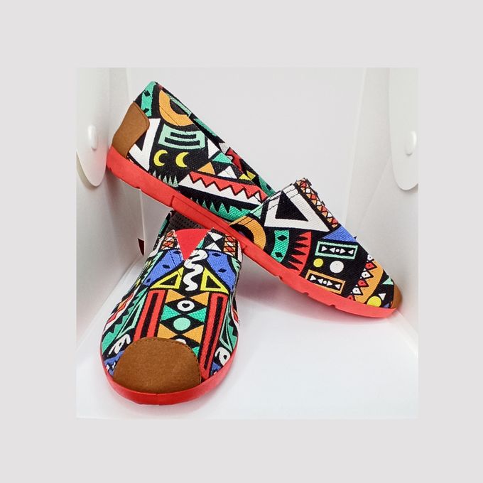 ladies multi coloured flat shoes