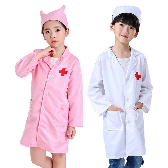 Nurse deals outfit child